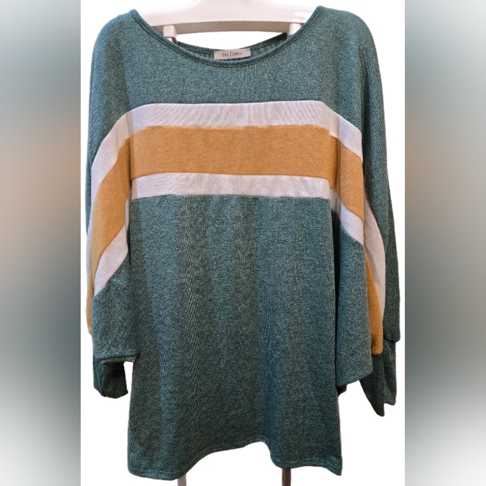 Ces‎ Femme Teal and Tan Crew Neck Sweater